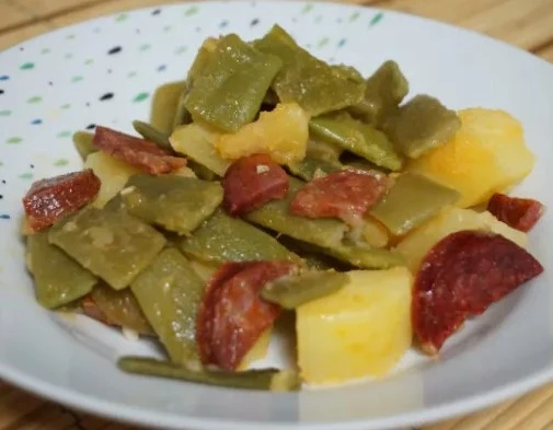 Exquisita Receta de Judías Verdes con Chorizo: Sabor y Sencillez en un Plato